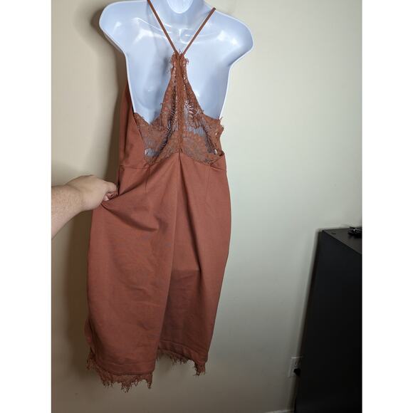 NWT ASTR the Label Coral Cedar Peeking Lace Bodycon Dress - Picture 7 of 11